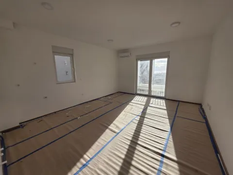 Prodaja, dvosoban stan, 64m², Budva, Crna Gora - image 17