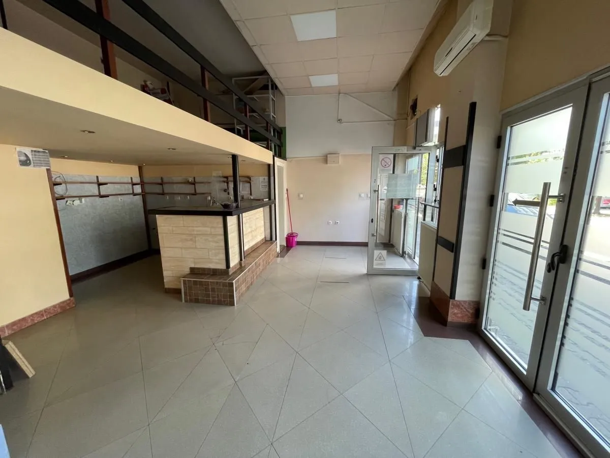 Rent, office space, 40m², Socijalno, Novi Sad Sve Podlokacije