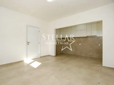 Izdavanje, kuća, 80m², Gornja Gorica, Podgorica - image 12