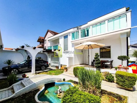 Prodaja, kuća, 200m², Masline, Podgorica