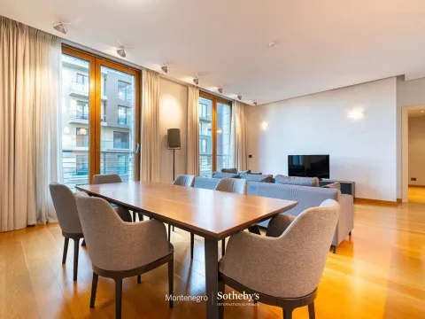 Prodaja, dvosoban stan, 106m², Kod Capital Plaze, Podgorica - image 5