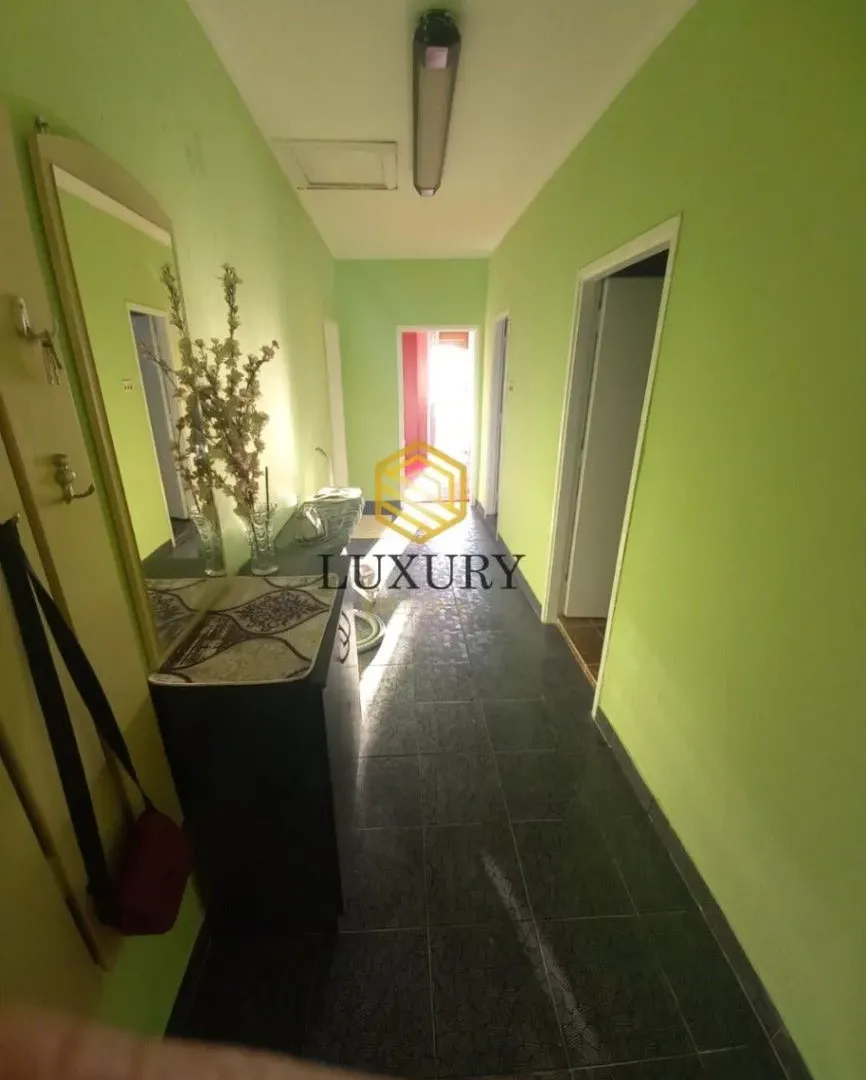 Rent, three bedroom apartment, 850m², Nova Dalmatinska, Podgorica