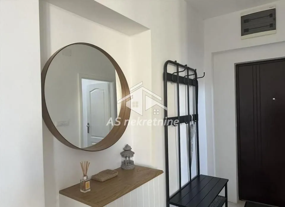 Izdavanje, stan, 57m², Zemun Kej, Zemun Sve Podlokacije