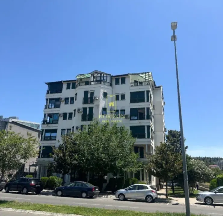Rent, office space, 150m², Momišići, Podgorica