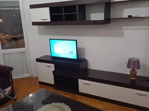 Rent, one bedroom apartment, 51m², Bar, Crna Gora - image 2