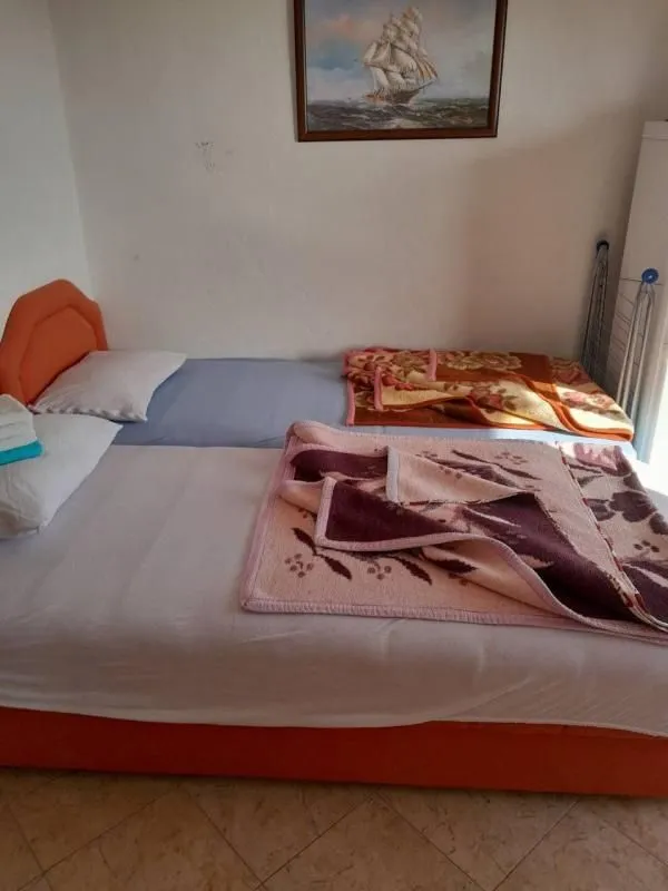 Sale, house, 220m², Šušanj, Bar