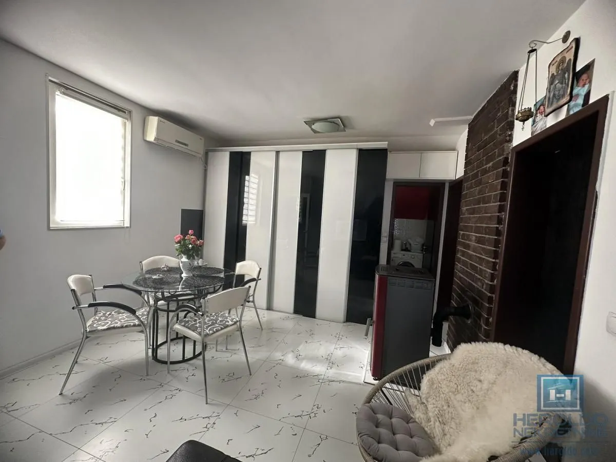 Sale, house, 215m², Ćuprija, Srbija