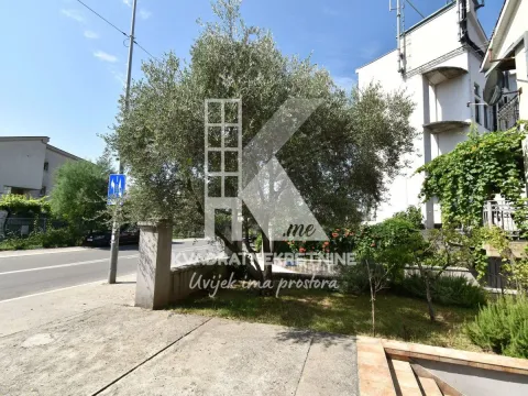 Rent, house, 340m², Masline, Podgorica - image 29