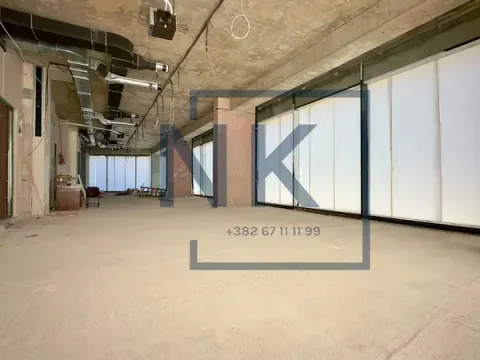 Izdavanje, poslovni prostor, 2542m², Centar, Podgorica - image 3