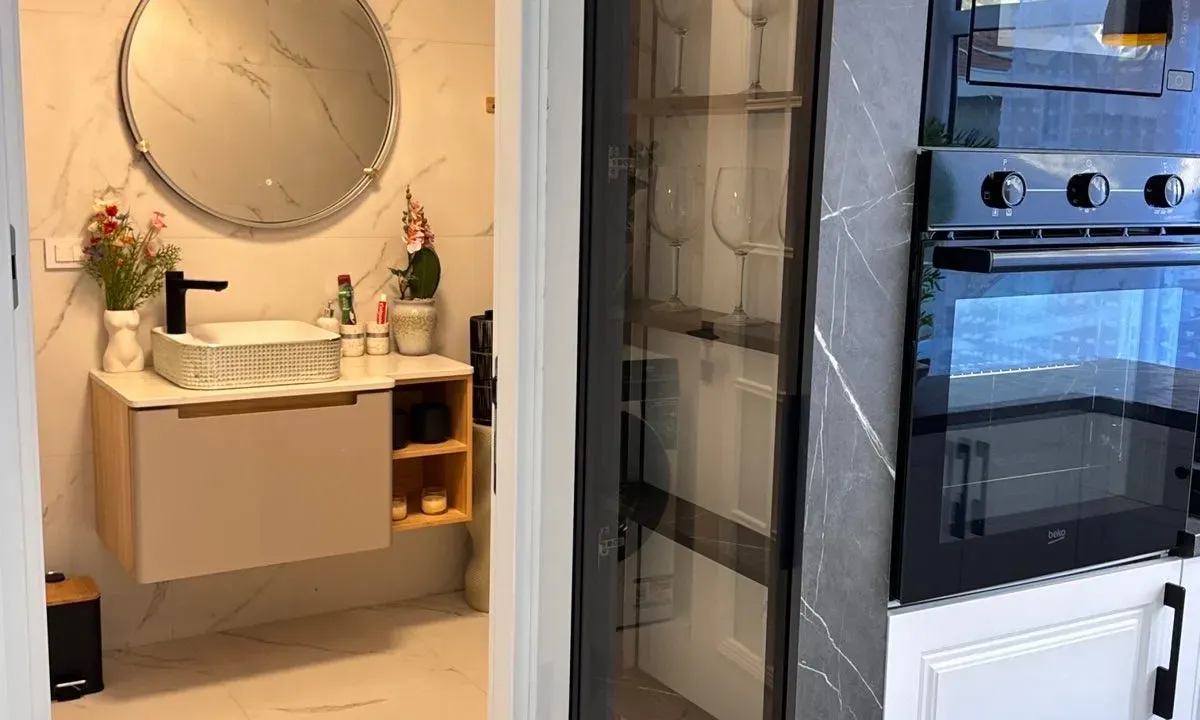 Prodaja, trosoban stan, 110m², Prčanj, Kotor