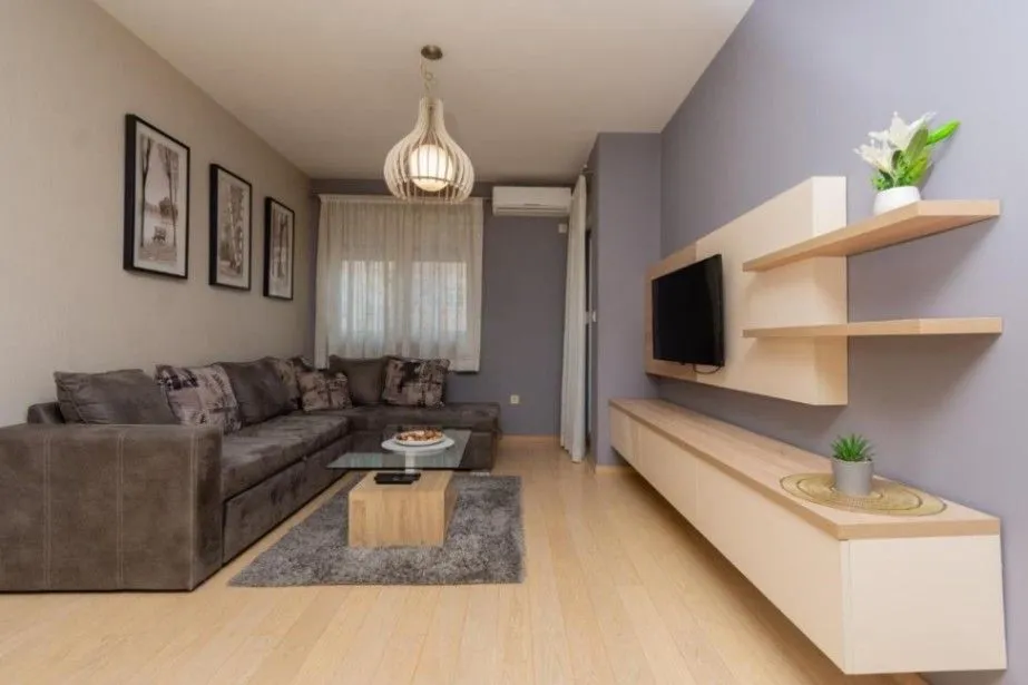 Izdavanje, jednosoban stan, 46m², City Kvart, Podgorica