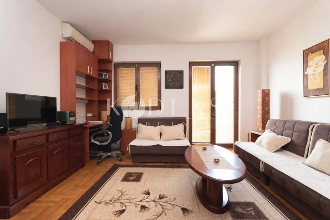 Izdavanje, garsonjera, 31m², Preko Morače, Podgorica
