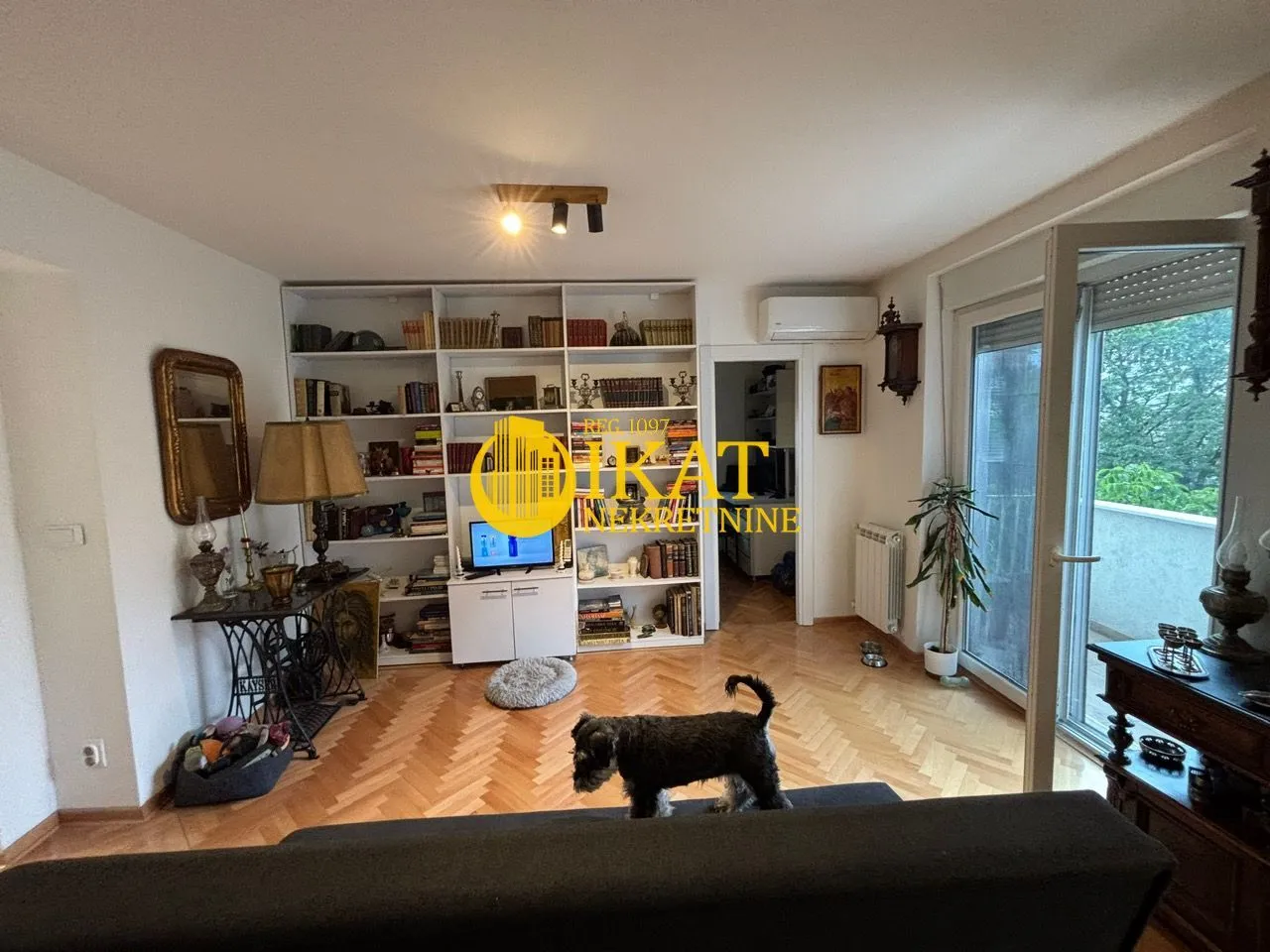 Prodaja, trosoban stan, 65m², Vračar Centar, Vračar Sve Podlokacije