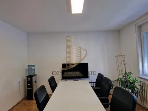 Rent, office space, 227m², Sajmište, Novi Sad - image 13