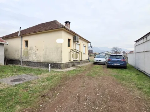 Prodaja, kuća, 83m², Rogami, Podgorica - image 12