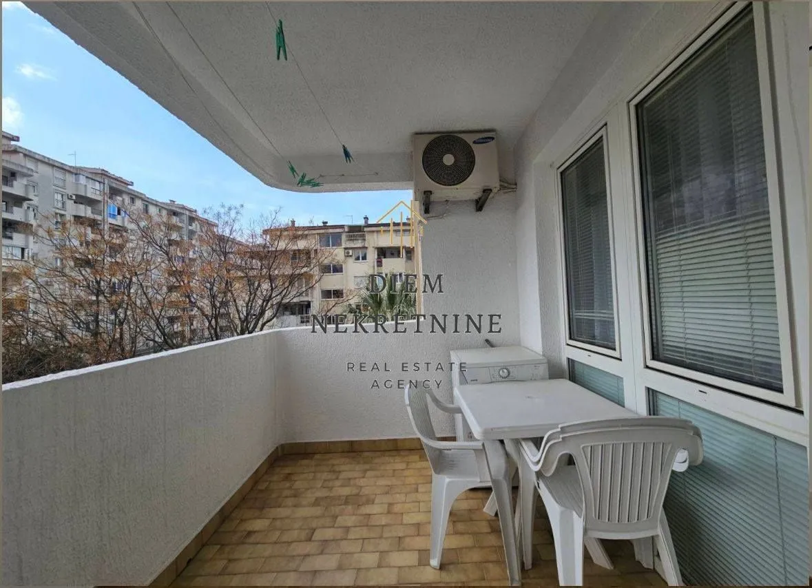 Rent, one bedroom apartment, 60m², Centar, Bar