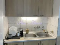 Izdavanje, trosoban stan, 80m², Banjica, Voždovac Sve Podlokacije - image 5