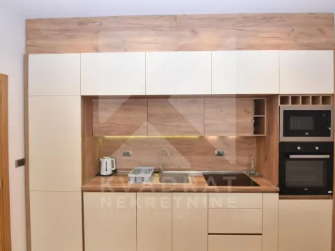 Rent, two bedroom apartment, 75m², Kruševac, Podgorica - image 4