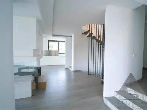 Prodaja, kuća, 770m², Tivat, Crna Gora - image 12
