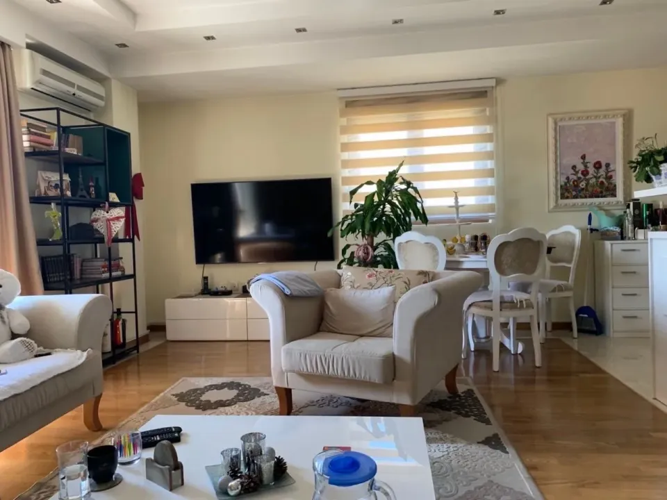 Prodaja, dvosoban stan, 80m², Momišići, Podgorica