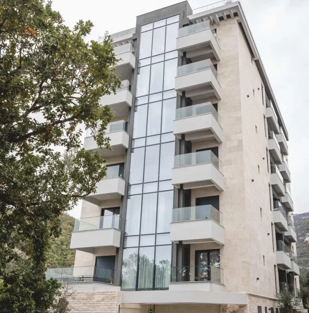Rent, one bedroom apartment, 39m², Bečići, Budva