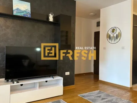 Izdavanje, dvosoban stan, 64m², City Kvart, Podgorica - image 11