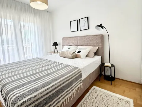 Rent, one bedroom apartment, 47m², Vezirov Most, Podgorica - image 5