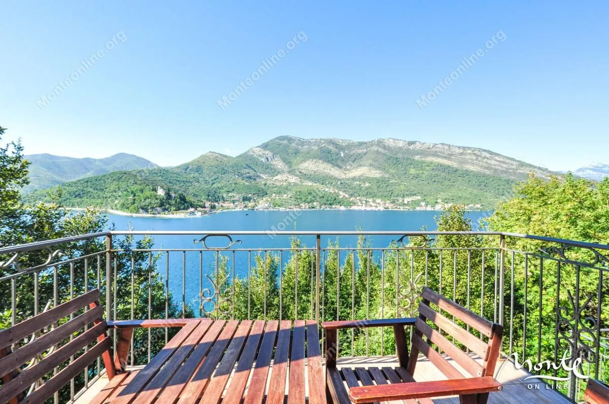 Prodaja, kuća, 148m², Lepetani, Tivat