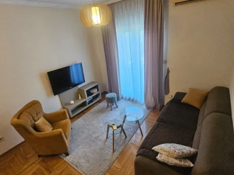 Sale, one bedroom apartment, 37m², Stari Aerodrom, Podgorica - image 2