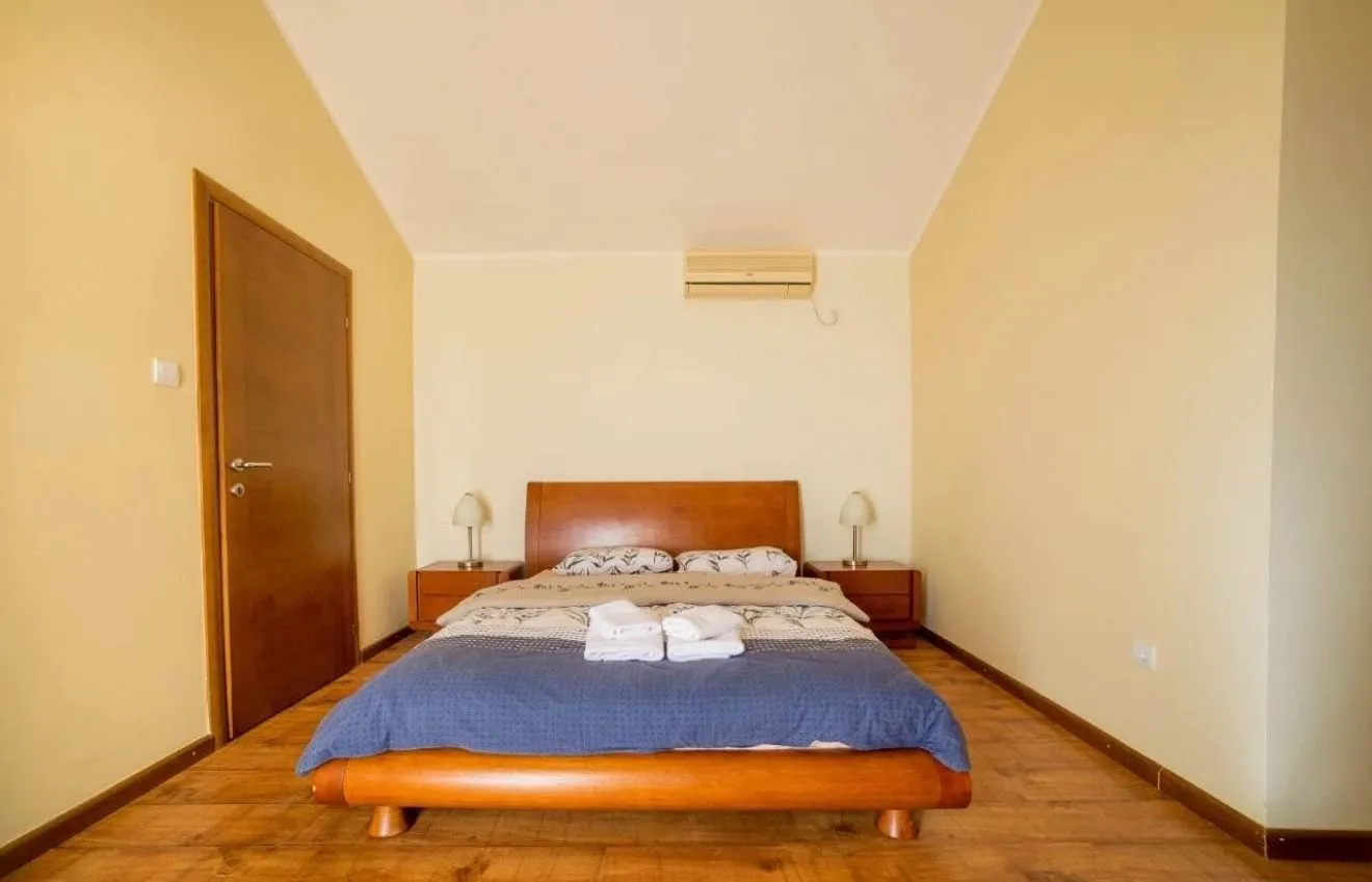 Prodaja, kuća, 106m², Krimovica, Kotor
