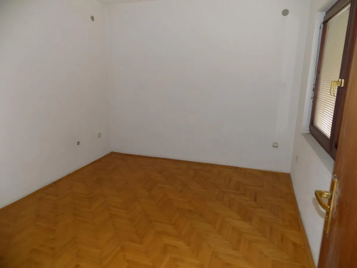 Prodaja, kuća, 315m², Tekija, Paraćin