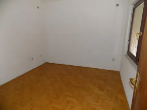 Prodaja, kuća, 315m², Tekija, Paraćin - image 14