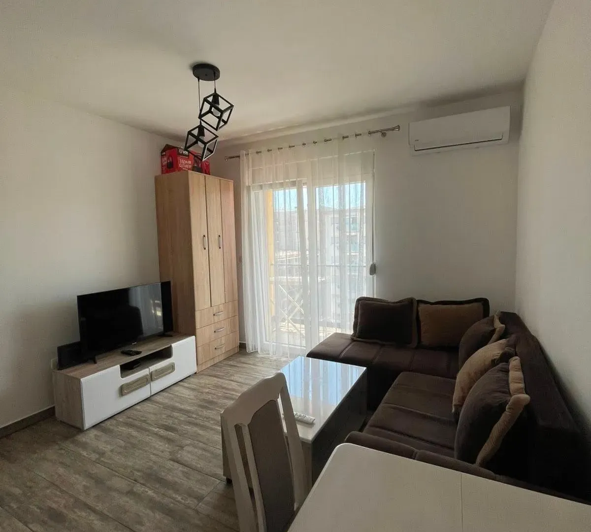 Rent, studio apartment, 27m², Zabjelo, Podgorica