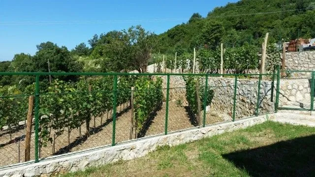 Sale, house, 400m², Šušanj, Bar