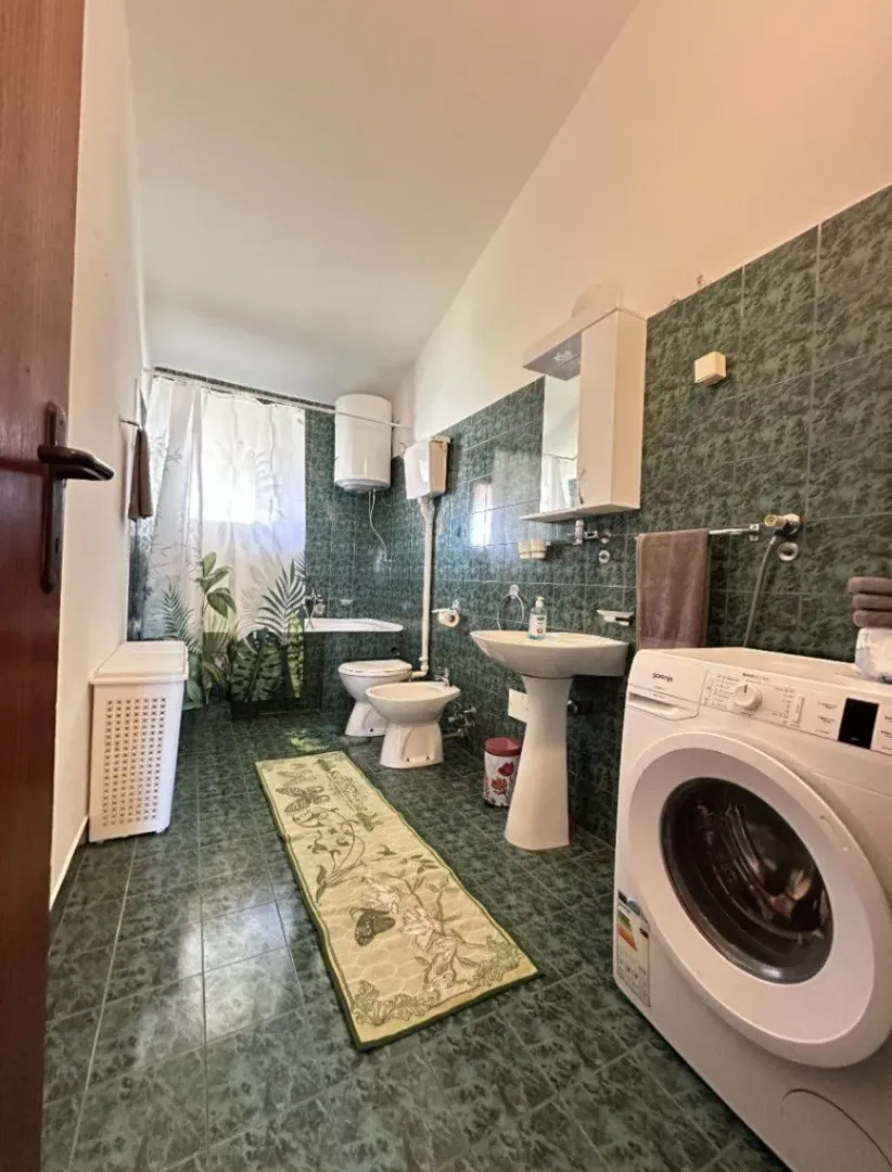 Izdavanje, kuća, 150m², City Kvart, Podgorica