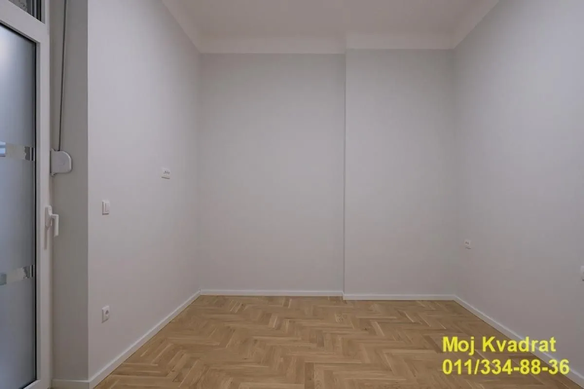 Izdavanje, dvosoban stan, 53m², Obilićev Venac, Beograd