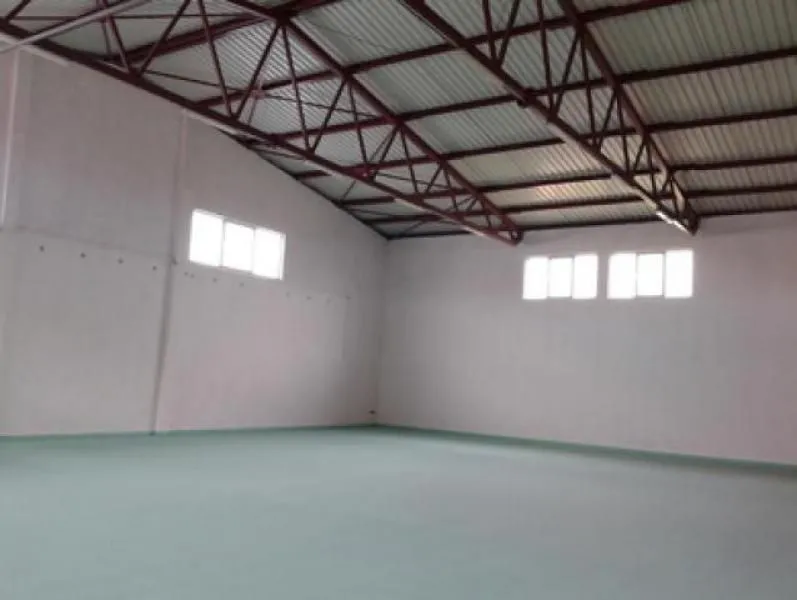 Izdavanje, poslovni prostor, 550m², Batajnica, Beograd