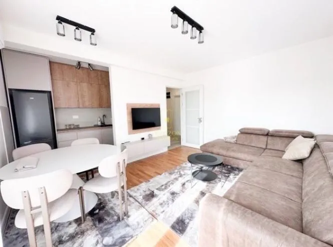 Izdavanje, dvosoban stan, 62m², Zabjelo, Podgorica