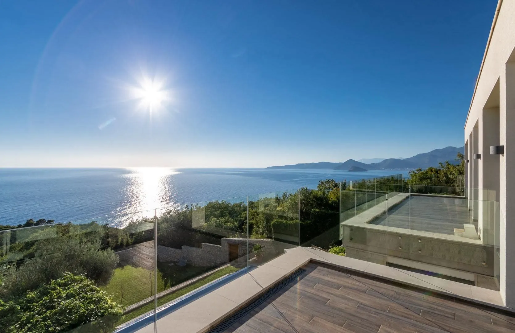 Sale, house, 550m², Reževići, Budva