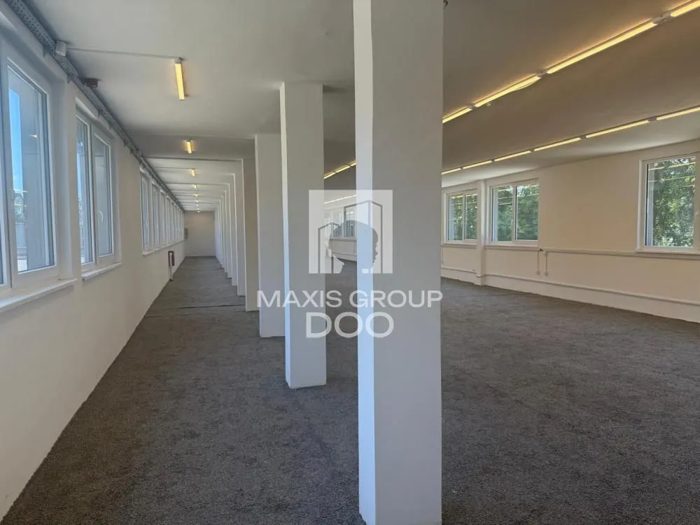 Rent, office space, 260m², Batajnica, Beograd