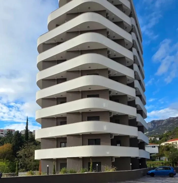 Prodaja, jednosoban stan, 52m², Bečići, Budva