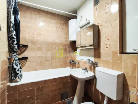Prodaja, dvosoban stan, 80m², Zabjelo, Podgorica - image 9