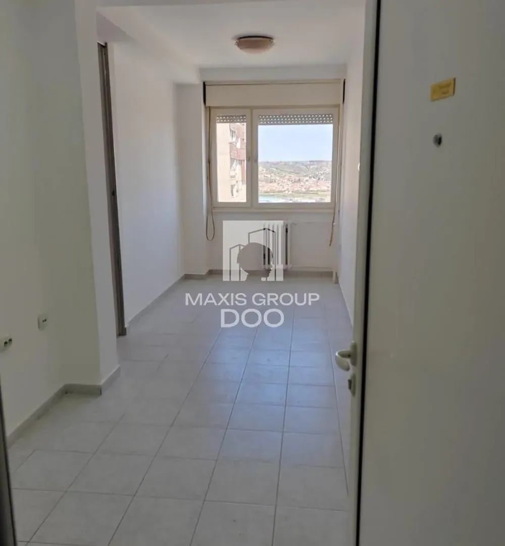 Sale, three bedroom apartment, 59m², Aerodrom, Kragujevac