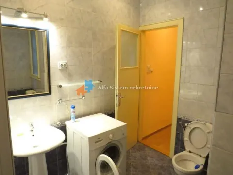 Izdavanje, poslovni prostor, 130m², Stari Grad, Beograd - image 13