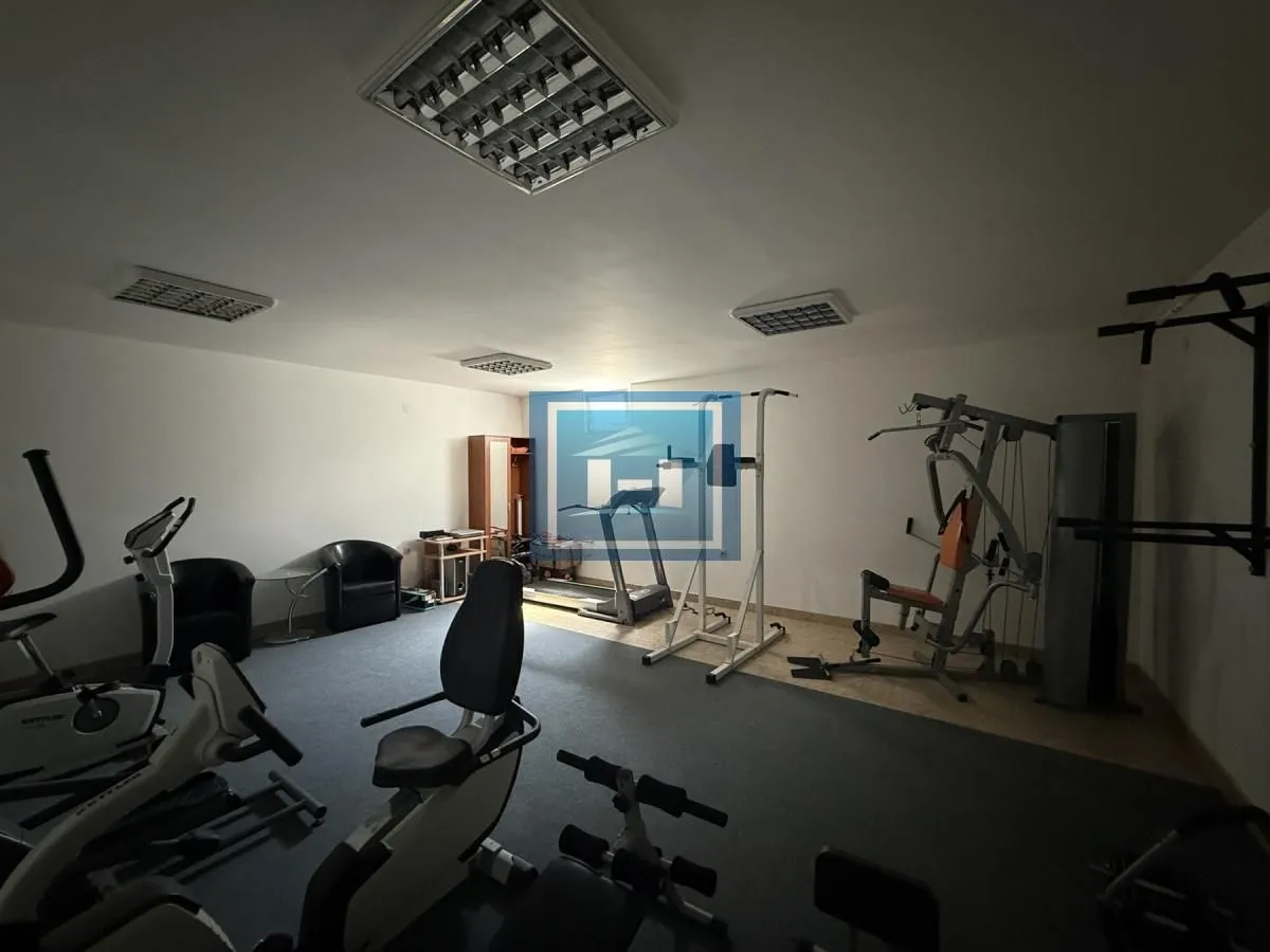 Prodaja, trosoban stan, 79m², Centar, Jagodina