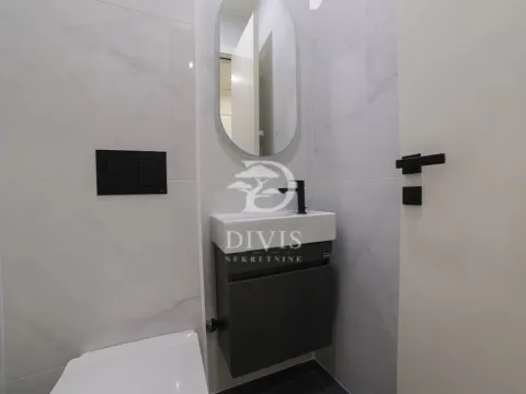 Prodaja, trosoban stan, 70m², Stari Grad, Beograd - image 9