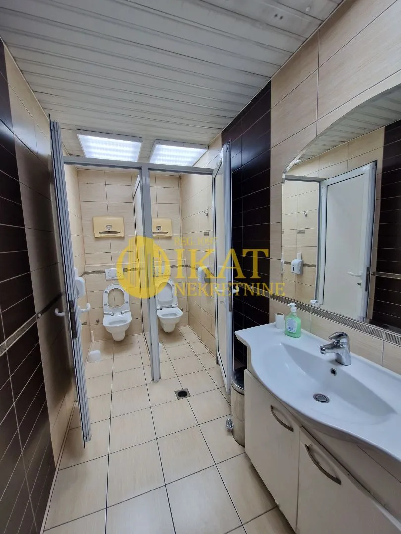 Sale, office space, 106m², Stari Merkator, Novi Beograd Sve Podlokacije