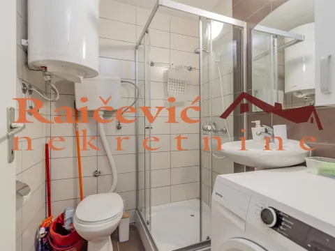 Izdavanje, dvosoban stan, 45m², Gradska Bolnica, Zvezdara Sve Podlokacije - image 17