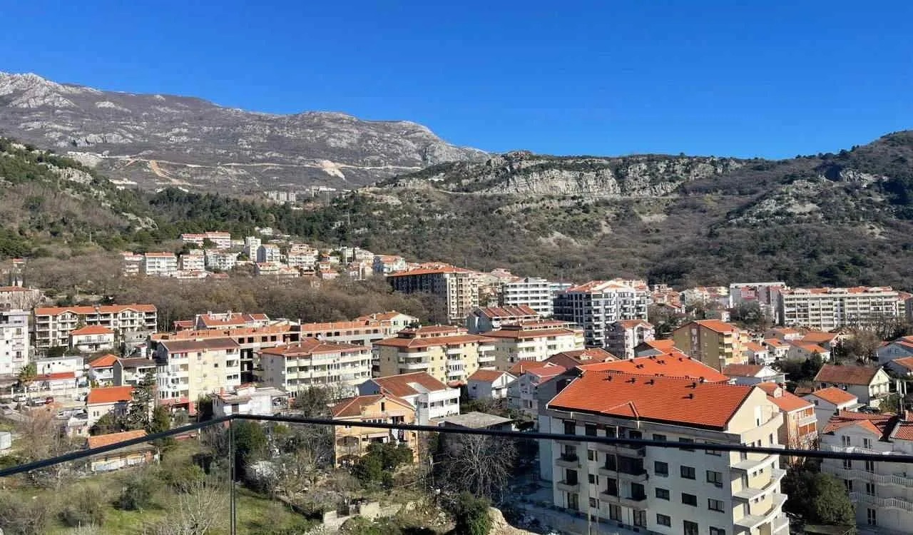 Prodaja, dvosoban stan, 58m², Podmaine, Budva