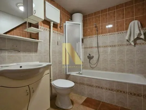 Prodaja, stan, 252m², Centar, Subotica - image 18